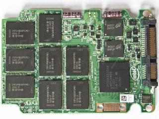 Intel SSD DC S3700 Series 800GB - PCB strana 2