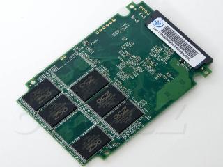 OCZ Agility 3 90GB - vnitřek - spodní strana PCB