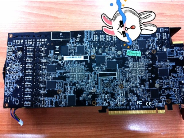 PowerColor Radeon HD 7970 X2 Devil 13 04