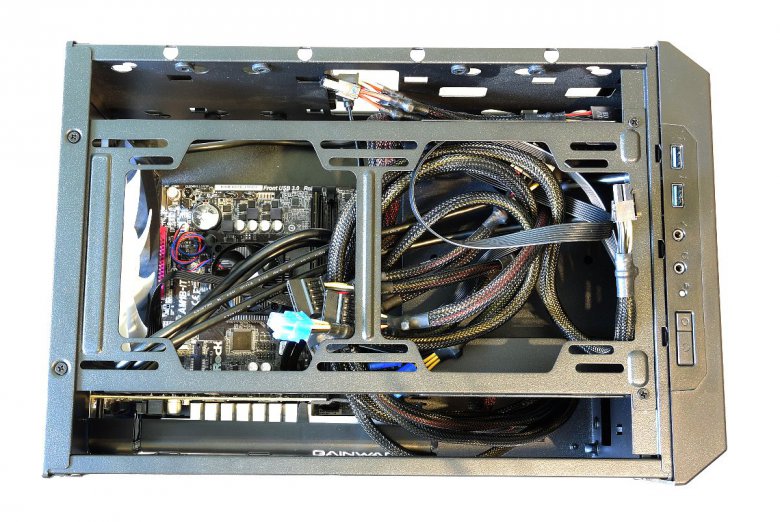 Fractal Design Core 500 Dsc 2433 Grafika Vs Zdroj
