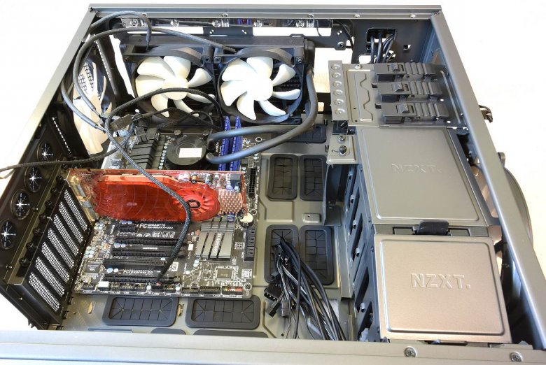 Nzxt Phantom 820 Dsc 3265 Osazujeme