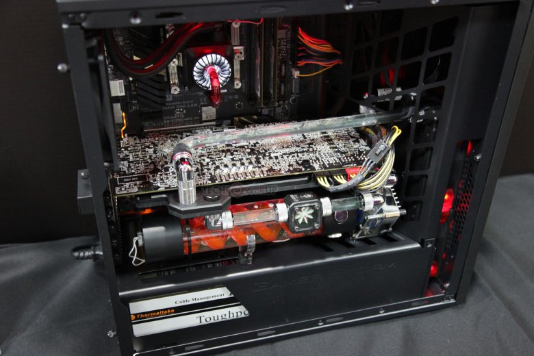 Powercolor Vodnik Computex 2016 01