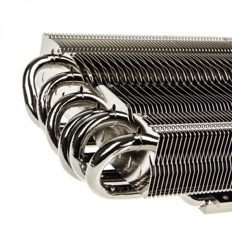 raijintek_morpheus_04.jpg