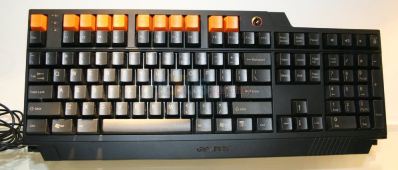 Gigabyte GK-K8000