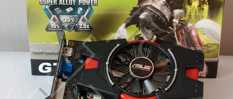 GeForce GT 440: balení Asus