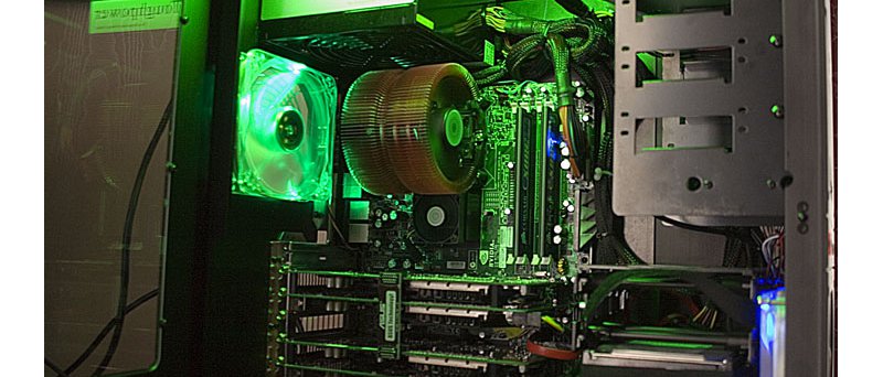 Prototyp počítače s GeForce 7950 GX2 od FoxPC