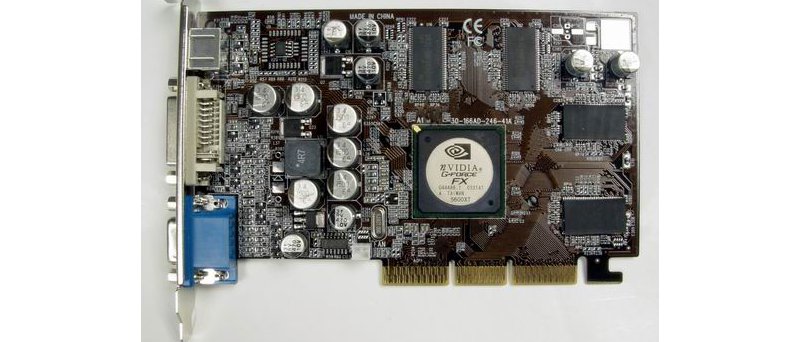 nVidia GeForce FX 5600XT