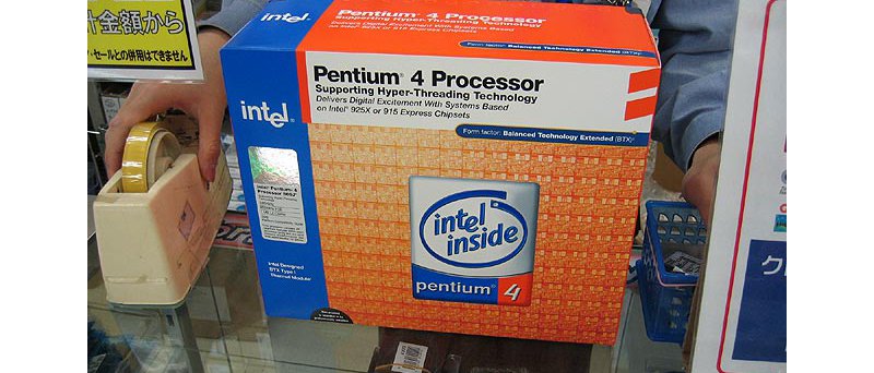 Pentium 4 560J - boxované BTX balení