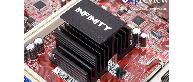 DFI Infinity P35-T2RL: Chladič na severním můstku Intel P35 s be