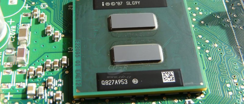 Dvoujádrový procesor Intel Atom 330