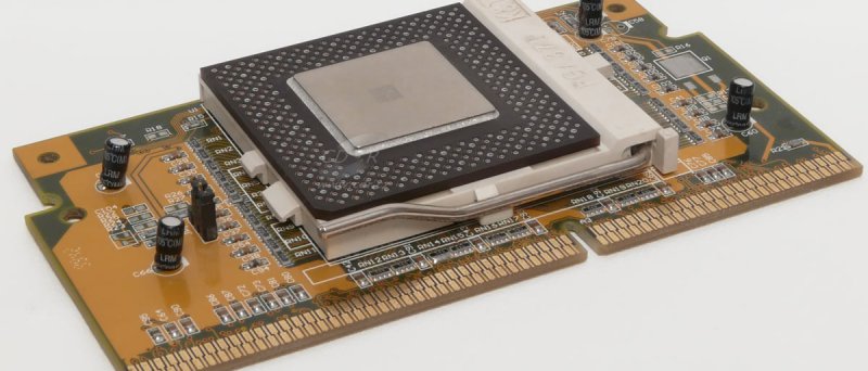 Intel Celeron 366 MHz v PPGA Card redukci