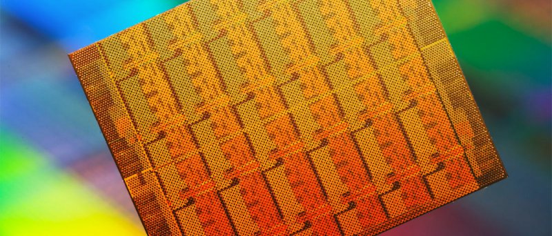 Experimentální 48jádrový procesor Intel - křemík