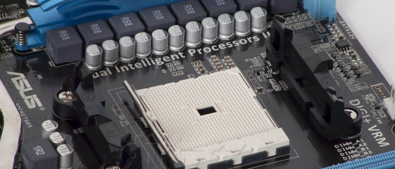 ASUS F1A75-V PRO: Socket FM1 a uchycení chladiče