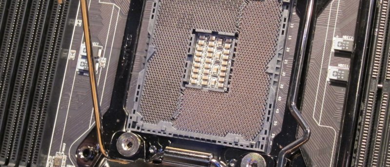 Socket LGA2011