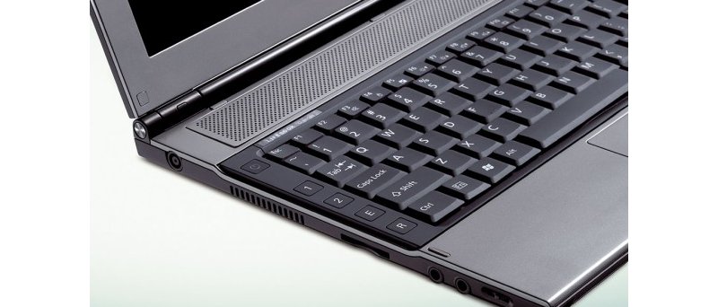 Lifebook Q2010 ze strany