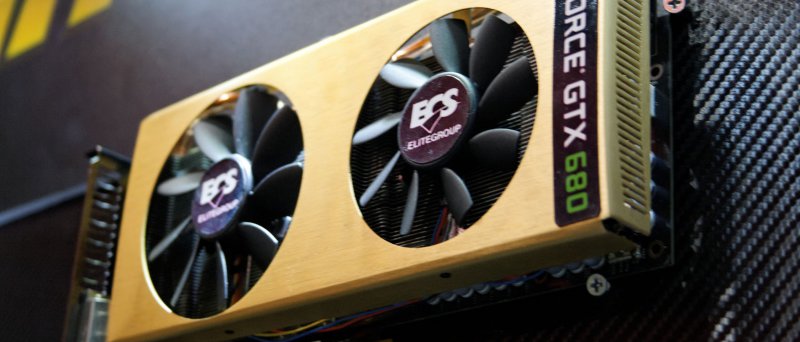 ECS GeForce GTX 680 Black Series 01