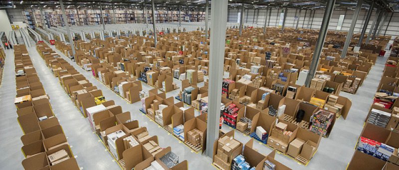 Amazon sklady 02