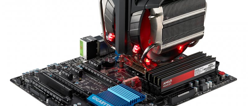 Cooler Master V8 GTS na desce