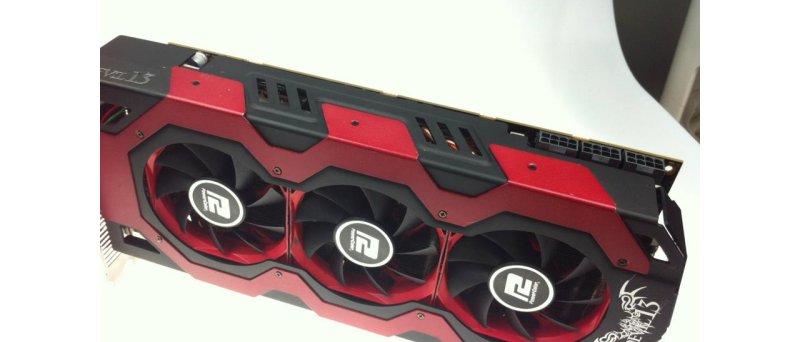 PowerColor Radeon HD 7970 X2 Devil 13 05