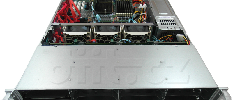 Server s AMD Opteron 6128