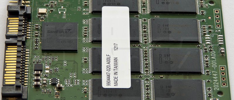 Kingston HyperX 3K - jedna strana PCB