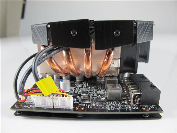 Gigabyte Radeon HD 7970 SuperOverclock WindForce 5X_ - Obrázek 2