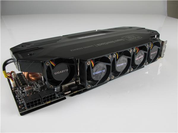 Gigabyte Radeon HD 7970 SuperOverclock WindForce 5X_ - Obrázek 3