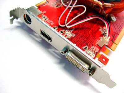 Atypický Radeon HD 2600 XT s GDDR4 a HDMI