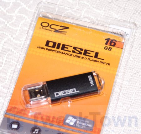 OCZ na Computexu 2008: USB flash Diesel 16GB