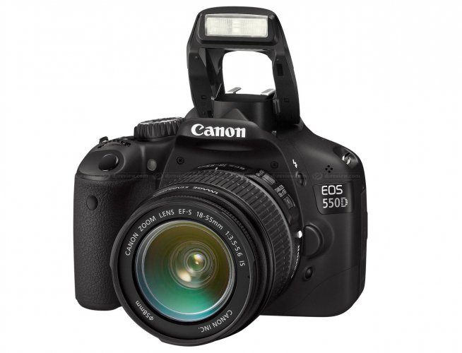 Canon EOS 550D + 18-55mm