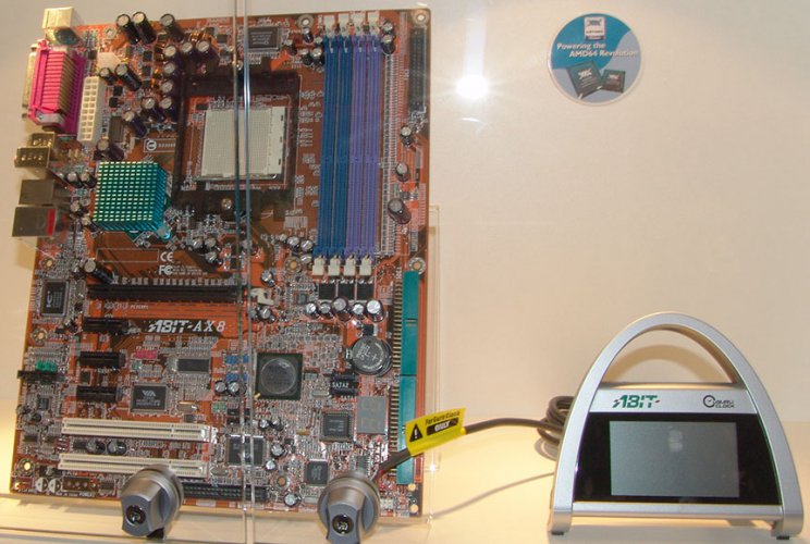 ABIT AX8 s microGuru