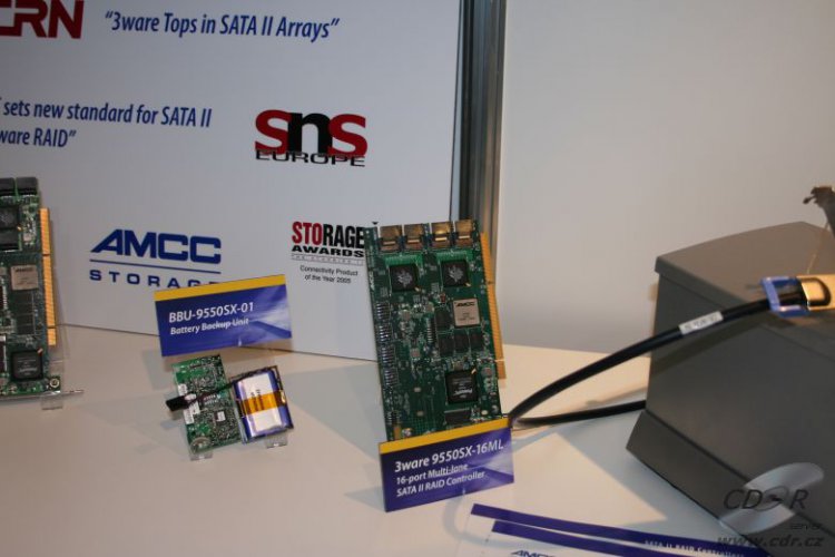 16portový RAID 5 řadič 9550SX-ML