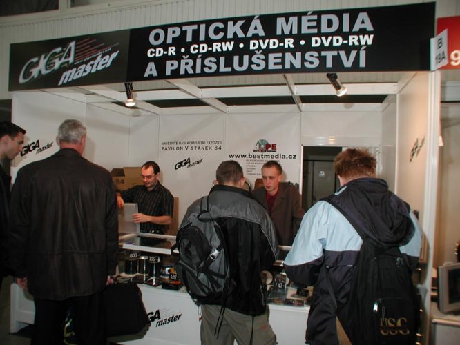Stánek Hope v pavilonu B