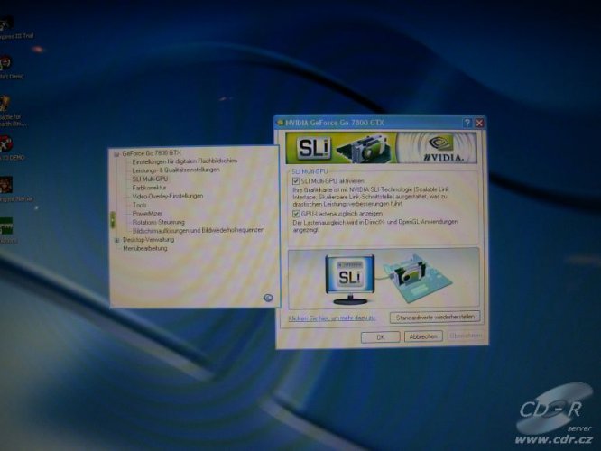 Dvě GeForce Go 7800 GTX ve ForceWare ovladači