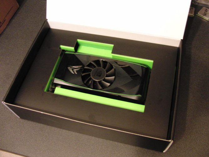 GeForce GTX 460 prodávaná přímo pod značkou Nvidia