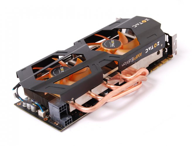 Zotac GeForce GTX 680 AMP heatpipe