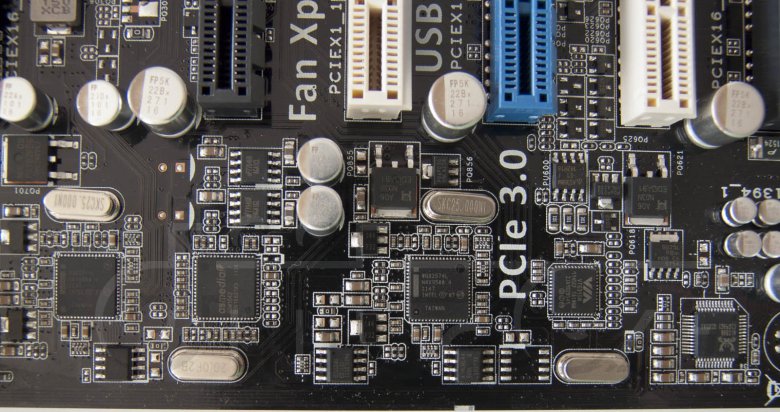 ASUS P8Z77 WS - ASMedia ASM1042, 2× Intel WG82574L, VIA VT6315N, Realtek ALC898 ASUS P8Z77 WS - ASMedia ASM1042, 2× Intel WG82574L, VIA VT6315N, Realtek ALC898