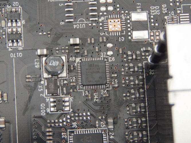 Intel Desktop Board DZ77GA-70K - Intel WG82579V