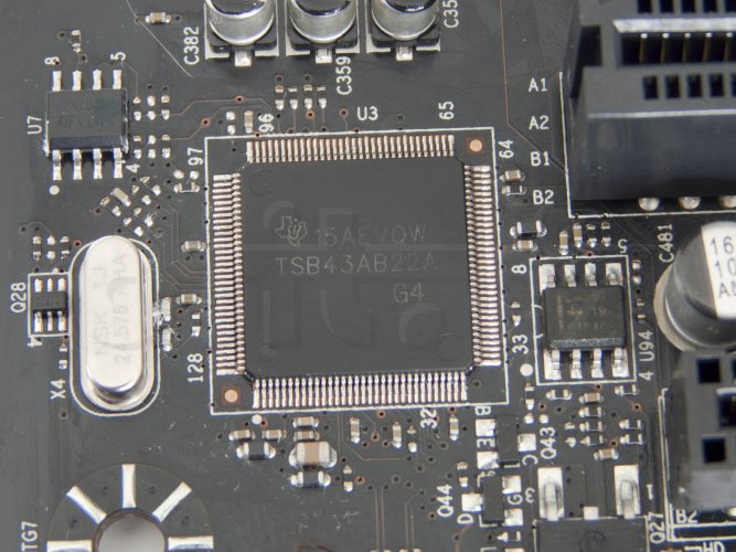 Intel Desktop Board DZ77GA-70K - TI TSB43AB22A