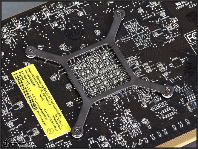Radeon HD 7970 GHz Edition sample 04