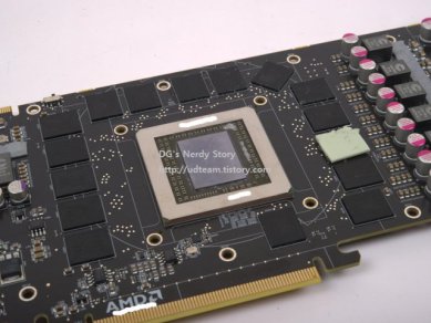 AMD Radeon R9 290X 07