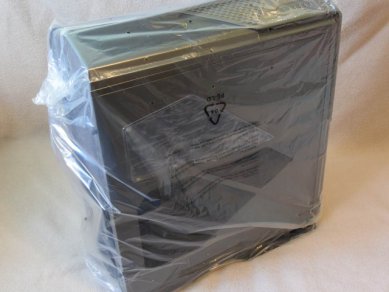 Nzxt Phantom 820 Dsc 3181 Vybaleno