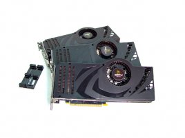 3x GeForce 8800 Ultra s 3-way SLI můstkem