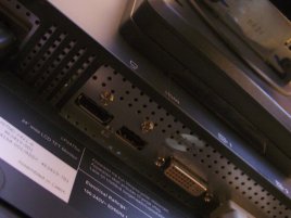 DisplayPort + HDMI + DVI