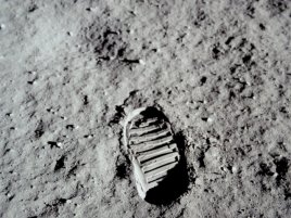 Apollo 11, otisk boty