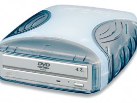 QUE! USB 2.0 DVDBurner