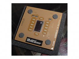 AMD Athlon XP 3000+ s 400MHz sběrnicí