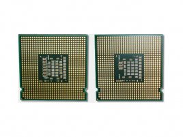 Core 2 Duo zespodu - vlevo stepping B2, vpravo L2