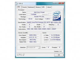 CPU-Z: Core 2 Extreme QX9770 (ES) se zvýšeným napájecím napětím