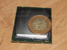 Intel Sandy Bridge-E s padesátikorunou